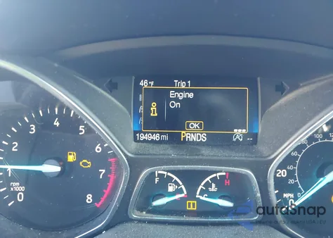 2017 Ford Escape Titanium z USA, uszkodzony, nr VIN 1FMCU0JD4HUB05952